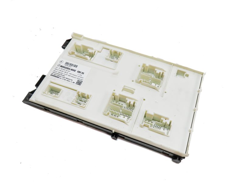 14-15 MERCEDES CLA250 CLA45 (C117) FRONT SIGNAL ACQUISITION CONTROL MODULE SAM