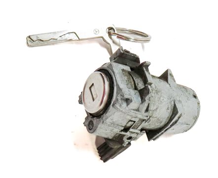 Thumbnail 4: 2014 MERCEDES CLA250 (C117) FRONT LEFT DRIVER DOOR HANDLE LOCK CYLINDER w/KEY