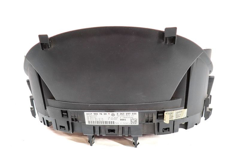 Thumbnail 3: 2014-2015 CLA250 (C117) SPEEDOMETER INSTRUMENT GAUGE CLUSTER (MPH USA) (160k)
