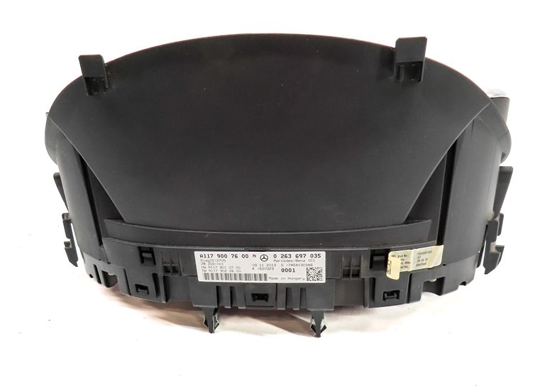Thumbnail 4: 2014-2015 CLA250 (C117) SPEEDOMETER INSTRUMENT GAUGE CLUSTER (MPH USA) (160k)
