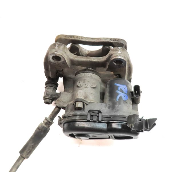 Thumbnail 6: 2014-2019 MERCEDES CLA250 (C117) FWD SPORT REAR RIGHT BRAKE CALIPER w/ ACTUATOR