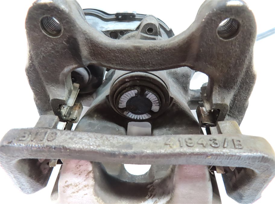 Thumbnail 8: 2014-2019 MERCEDES CLA250 (C117) FWD SPORT REAR RIGHT BRAKE CALIPER w/ ACTUATOR
