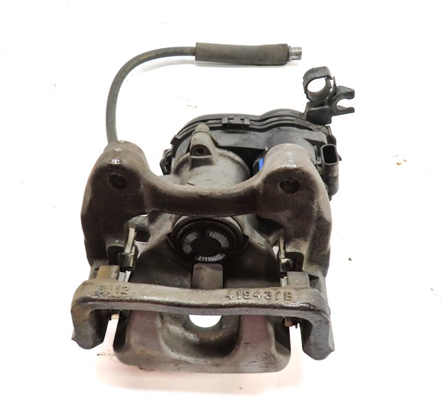 Thumbnail 9: 2014-2019 MERCEDES CLA250 (C117) FWD REAR LEFT BRAKE CALIPER (SPORT PACKAGE)