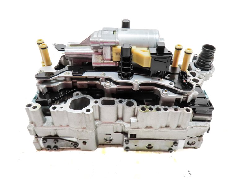 Thumbnail 5: 2014 MERCEDES CLA250 (C117) 2.0L AUTOMATIC TRANSMISSION VALVE BODY