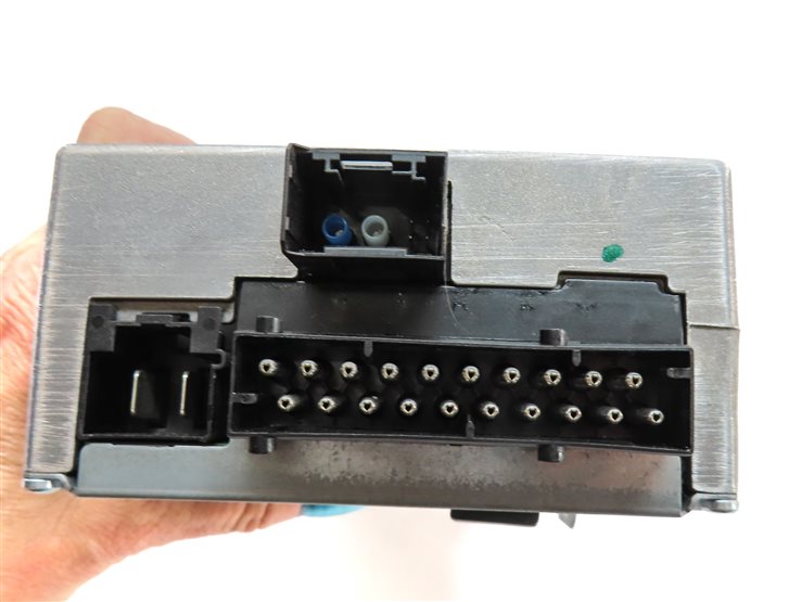 Thumbnail 7: 12-17 BMW 3/4 SERIES X3 X4 X5 X6 HARMAN AUDIO AMP AMPLIFIER (4-PIN BY OPTIC)