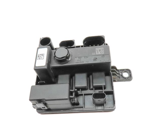 Thumbnail 2: 2015 BMW X5 (F15) 3.0T (N55) ENGINE INTEGRATED POWER SUPPLY CONTROL MODULE