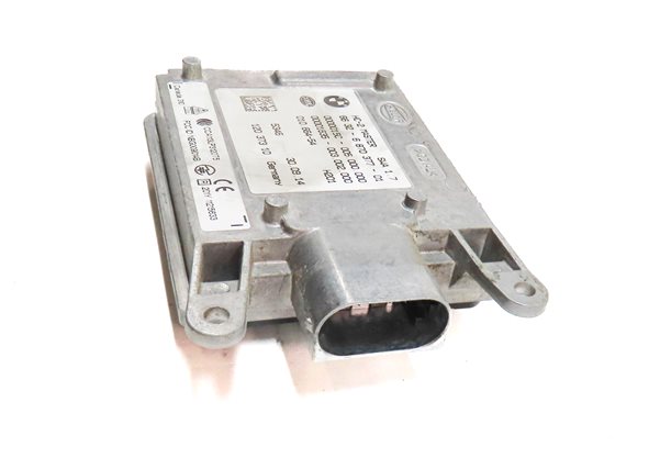 Thumbnail 3: 2015 BMW X5 (F15) REAR DRIVER ASSIST BLIND SPOT RADAR SENSOR MODULE MASTER