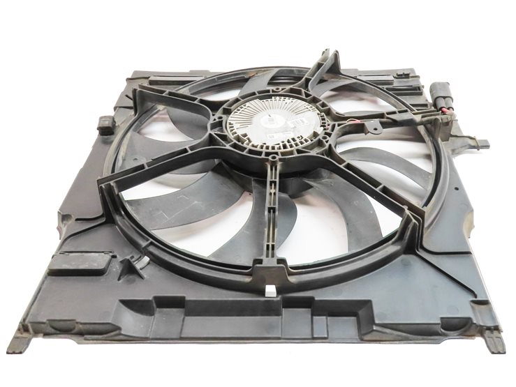 Thumbnail 6: 2014-2019 BMW X5 X6 (F15 F16) 2.0L / 3.0L / 3.0D 850 WATT RADIATOR COOLING FAN