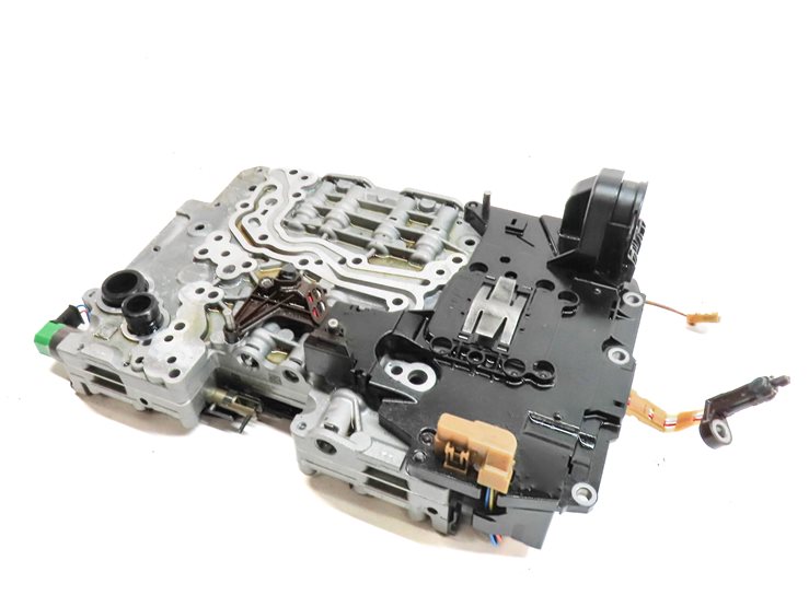 14-15 BMW X3 X5 X6 (F15 F16 F25) 3.0L AWD 8HP45X A/T TRANSMISSION VALVE BODY