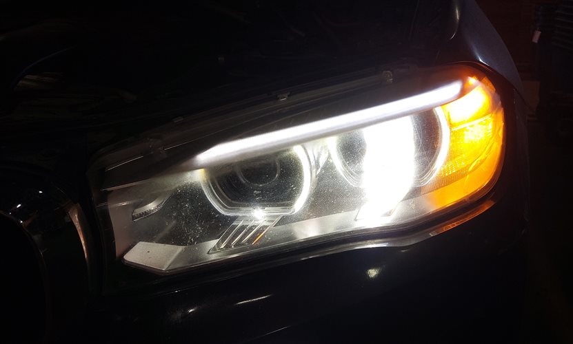 Thumbnail 2: 2014-2019 BMW X5 X6 X5M X6M (F15 F16 F85 F86) LEFT XENON HID ADAPTIVE HEADLIGHT
