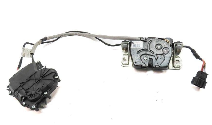 Thumbnail 2: 2015 BMW X6 (F16) REAR TRUNK LOCK LATCH ACTUATOR MOTOR w/ CLOSE ASSIST MOTOR