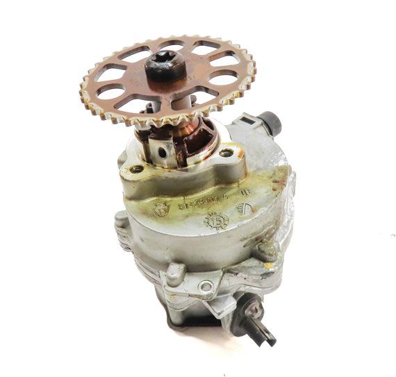 Thumbnail 2: 14-19 BMW 2 3 4 5 6 X4 X5 X6 (F10 F22 F30 F32 F15 F16) 3.0L BRAKE VACUUM PUMP
