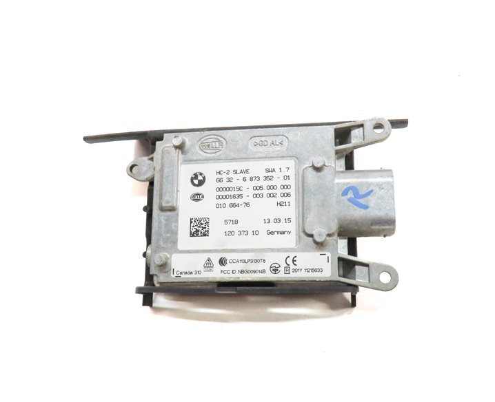 Thumbnail 2: 2015 BMW X6 (F16) REAR LANE DEPARTURE CHANGE WARNING MODULE RADAR SENSOR (SLAVE)