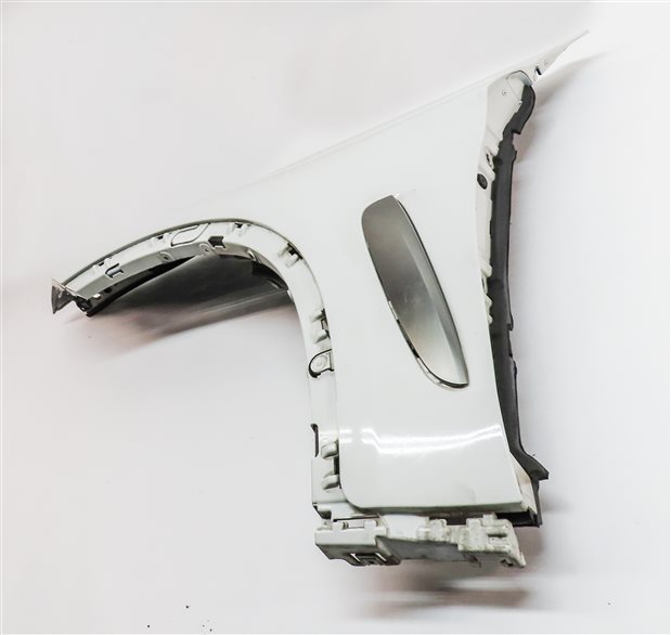 Thumbnail 2: 2015-2019 BMW X6 (F16) FRONT LEFT DRIVER FENDER w/ VENT TRIM (White)