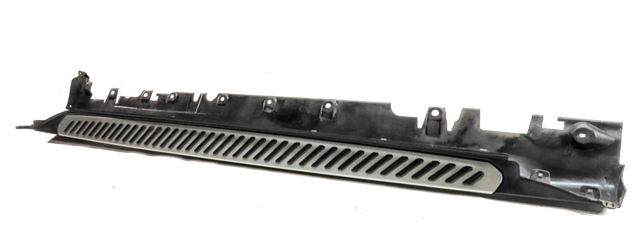 2015 BMW X6 (F16) RIGHT PASSENGER SIDE RUNNING BOARD STEP TRIM RUNNER