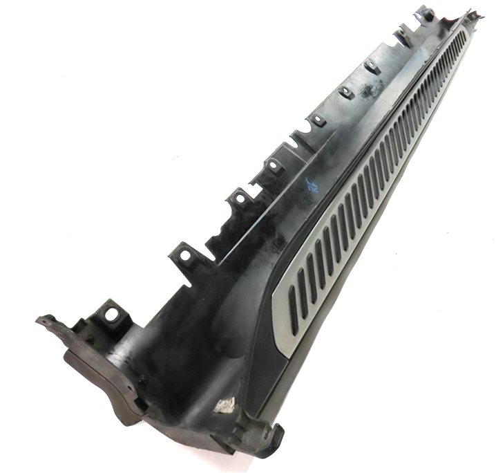 Thumbnail 7: 2015 BMW X6 (F16) RIGHT PASSENGER SIDE RUNNING BOARD STEP TRIM RUNNER