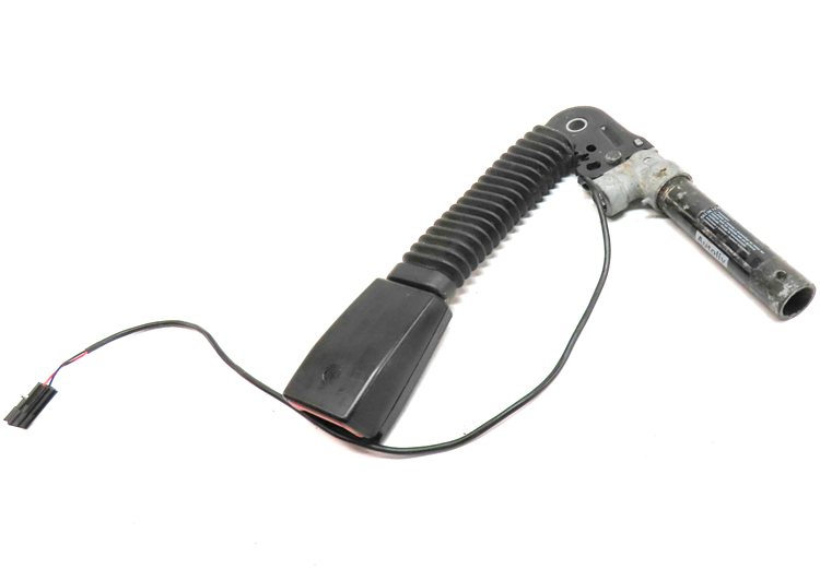 Thumbnail 2: 00-07 BMW 325i 330i 645i M3 M6 (E46 E63) FRONT RIGHT PASSENGER SEATBELT RECEIVER