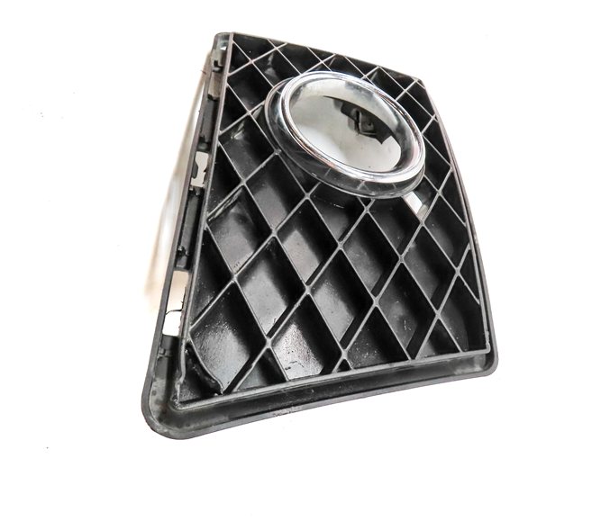 Thumbnail 3: 10 MERCEDES GLK350 (X204) FRONT RIGHT PASSENGER FOG LIGHT LAMP TRIM VENT GRILLE