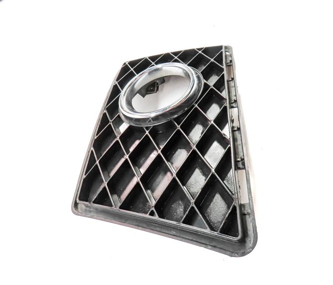 Thumbnail 4: 2010 MERCEDES GLK350 (X204) FRONT LEFT DRIVER FOG LIGHT LAMP TRIM VENT GRILLE