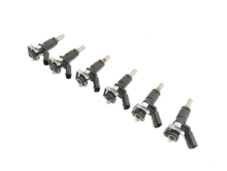 06-12 MERCEDES C E G GL ML S SL (W204 W212 W221 W164 X164) FUEL INJECTOR SET 6