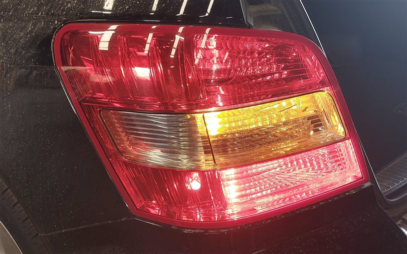 Thumbnail 2: 10-12 MERCEDES GLK350 (X204) LEFT DRIVER TAILLIGHT BRAKE LIGHT LAMP INCANDESCENT