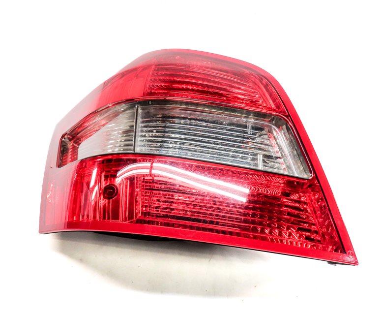 Thumbnail 3: 10-12 MERCEDES GLK350 (X204) LEFT DRIVER TAILLIGHT BRAKE LIGHT LAMP INCANDESCENT