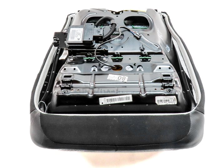 Thumbnail 8: 10 MERCEDES GLK350 X204 FRONT RIGHT PASSENGER LOWER MEMORY HEAT CUSHION (Black)