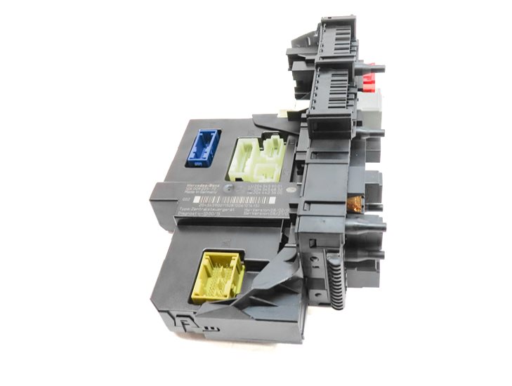 Thumbnail 2: 2010 MERCEDES GLK350 (X204) 3.5L REAR SIGNAL ACQUISITION MODULE SAM w/FUSE BOX