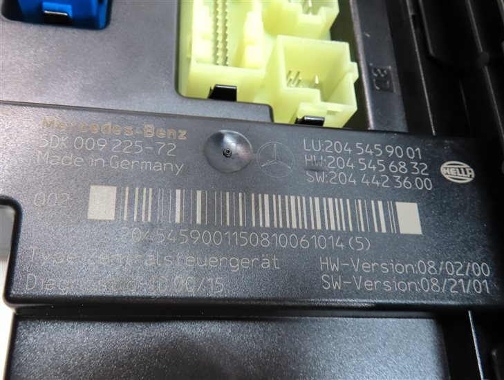 Thumbnail 8: 2010 MERCEDES GLK350 (X204) 3.5L REAR SIGNAL ACQUISITION MODULE SAM w/FUSE BOX