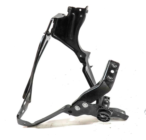 Thumbnail 2: 2010 MERCEDES GLK350 (X204) FRONT RIGHT PASSENGER HEADLIGHT LAMP MOUNT BRACKET