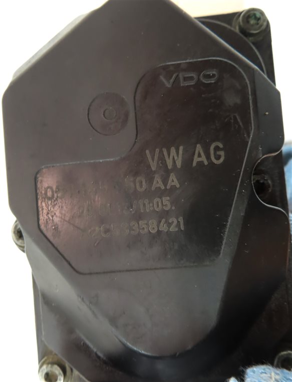Thumbnail 7: 2013 AUDI Q7 (4L) 3.0L DIESEL (CNRB) ENGINE MAIN PRIMARY THROTTLE BODY