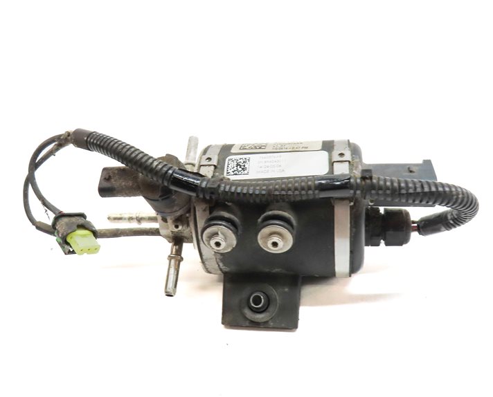 Thumbnail 5: 2013 AUDI Q7 (4L) 3.0L DIESEL (CNRB) ENGINE EXHAUST FLUID SCR DEF PUMP ASSEMBLY