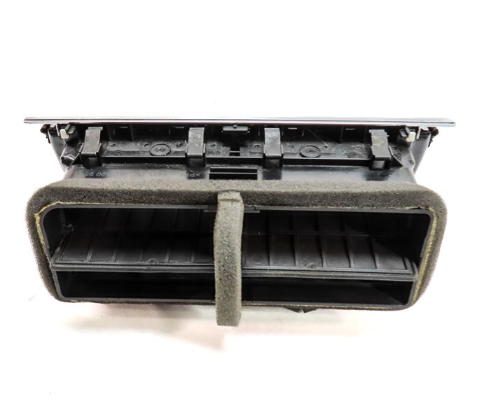 Thumbnail 6: 2013 AUDI Q7 (4L) FRONT CENTER DASH HEAT AIR AC HVAC DUAL VENT (Black/Silver)