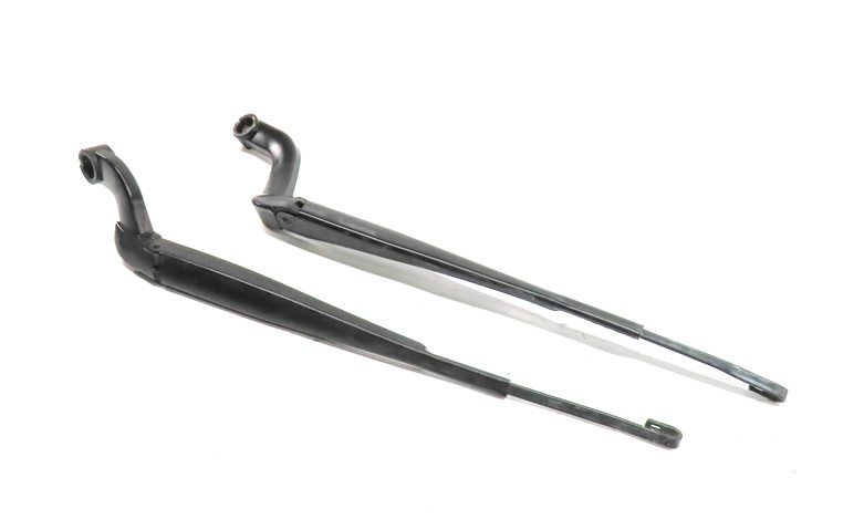 07-16 LAND ROVER LR4 - RANGE ROVER SPORT (L320) FRONT WINDSHIELD WIPER ARM SET 2