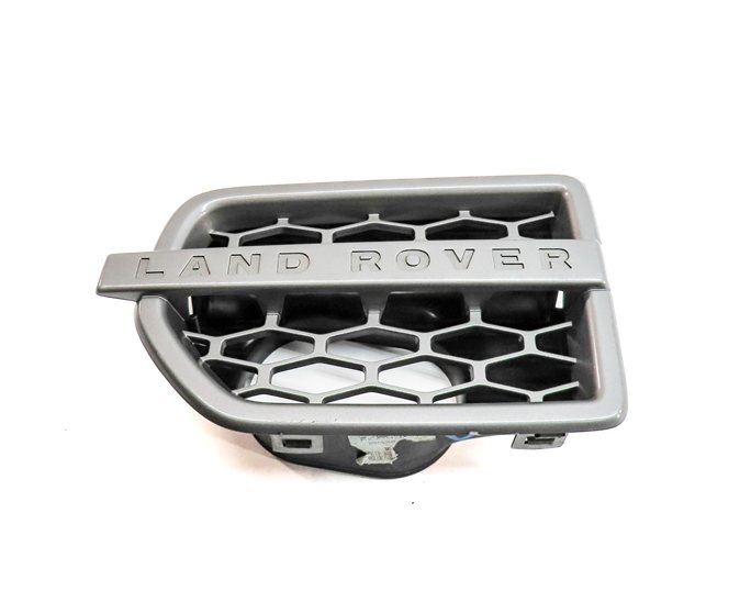 Thumbnail 2: 2015 LAND ROVER LR4 (L319) FRONT LEFT DRIVER FENDER AIR VENT TRIM GRILLE
