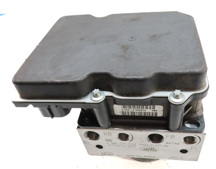 Thumbnail 7: 2015 LAND ROVER LR4 (L319) 3.0L SUPER ENGINE ABS ANTI LOCK BRAKE PUMP MODULE