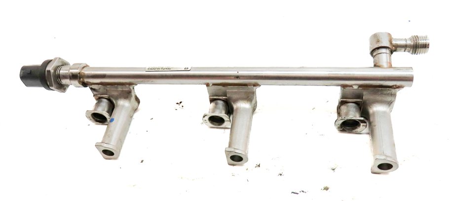 Thumbnail 4: 15 LAND ROVER LR4 (L319) 3.0L SUPER ENGINE LEFT & RIGHT FUEL INJECTOR RAIL SET/2