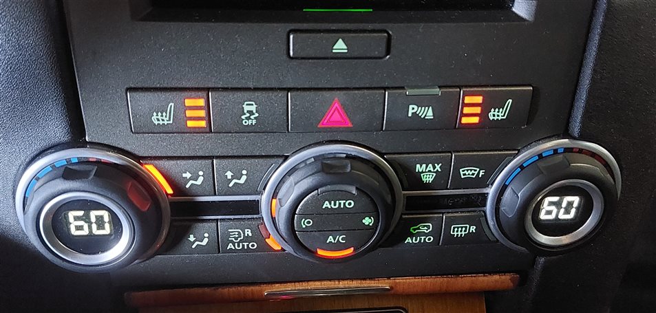 Thumbnail 2: 2010-2016 LAND ROVER LR4 L319 FRONT HEATER A/C TEMPERATURE CLIMATE CONTROL PANEL