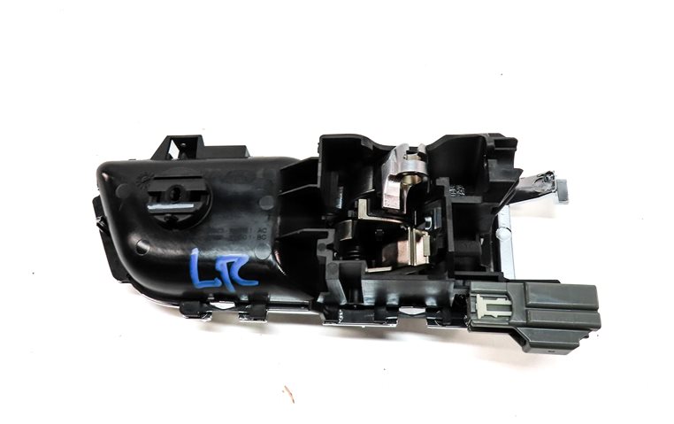 Thumbnail 4: 10-16 RANGE ROVER SPORT (L320) LR4 REAR LEFT INTERIOR INSIDE DOOR HANDLE 