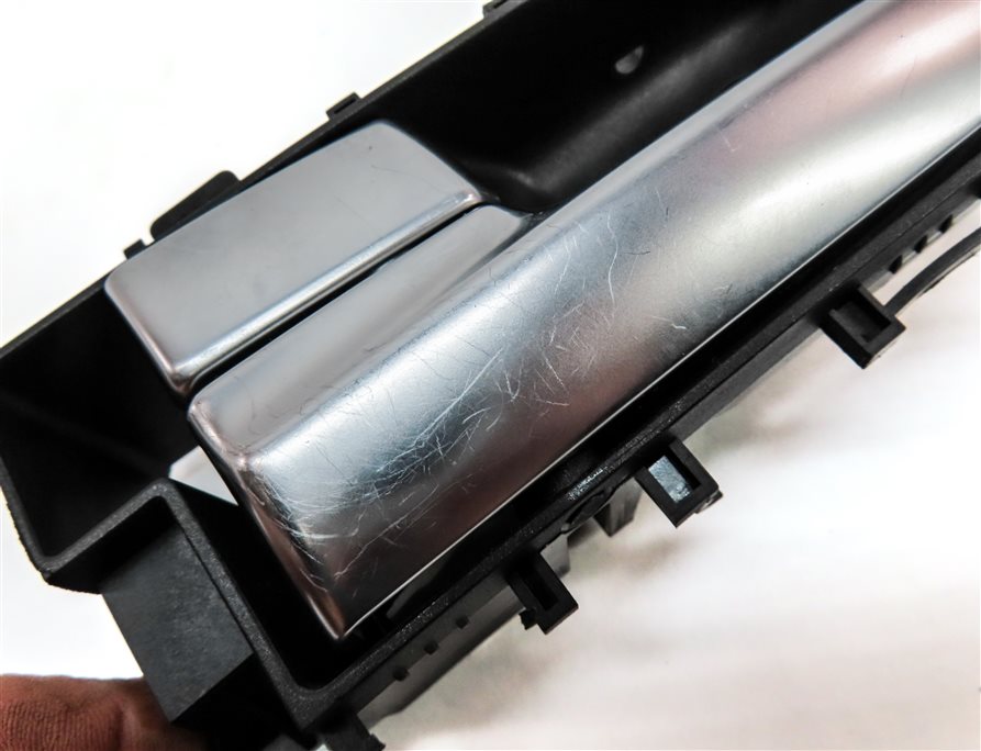 Thumbnail 6: 10-16 LR4 RANGE ROVER SPORT (L320) FRONT LEFT DRIVER DOOR INTERIOR DOOR HANDLE