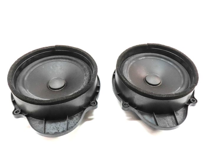 Thumbnail 5: 15 LAND ROVER LR4 (L319) RADIO STEREO LOGIC 7 AUDIO SOUND SYSTEM SPEAKER SET/11