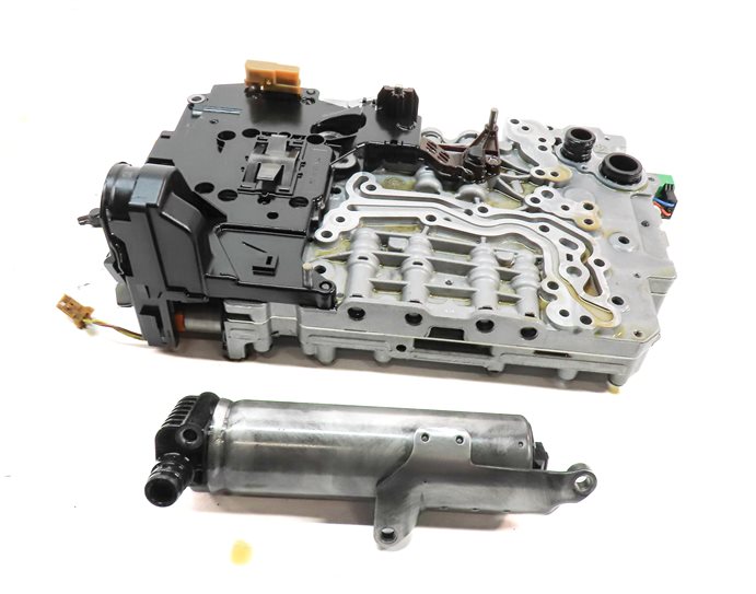 Thumbnail 2: 13-16 RANGE ROVER SPORT LR4 (L405 L419 L494) 8HP70 AUTO TRANSMISSION VALVE BODY