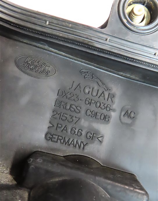 Thumbnail 7: 14-17 LR4 RANGE ROVER SPORT DISCOVERY (L405 L494 L462) 3.0L RIGHT VALVE COVER