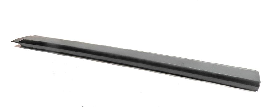 Thumbnail 3: 2005-2016 LAND ROVER LR3 LR4 FRONT RIGHT PASSENGER DOOR MOULDING RUNNER TRIM