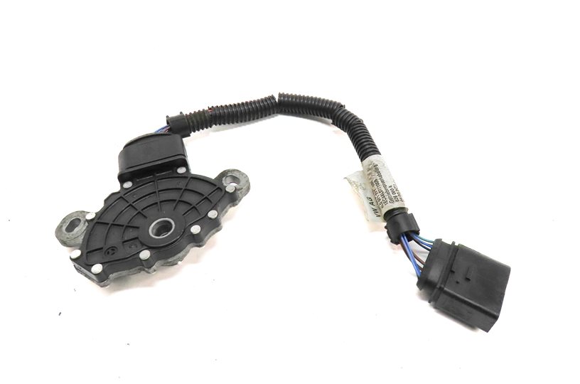 Thumbnail 2: 2013 AUDI Q7 (4L) 3.0L SUPER (CTWB) AUTOMATIC TRANSMISSION NEUTRAL SAFETY SWITCH