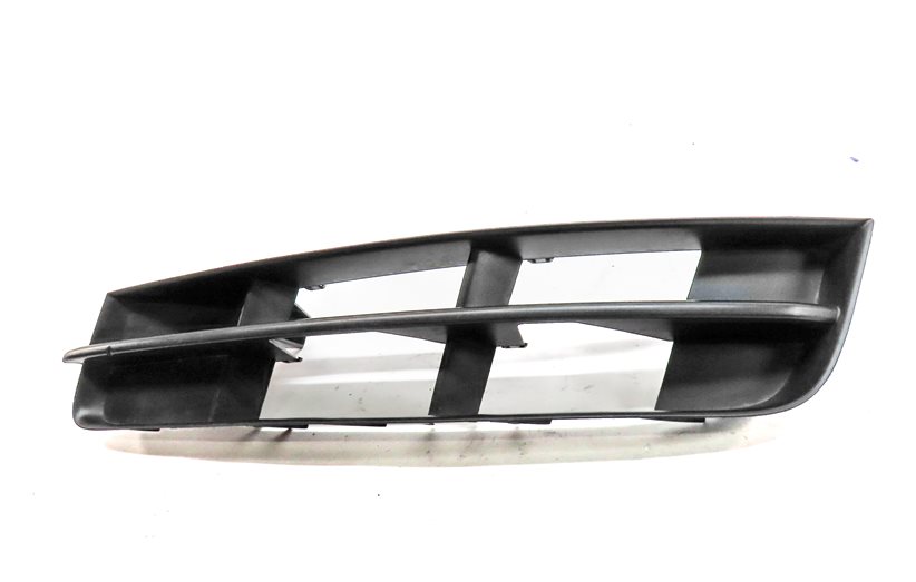 Thumbnail 2: 2013 AUDI Q7 (4L) FRONT LEFT DRIVER LOWER BUMPER END CORNER TRIM VENT GRILLE