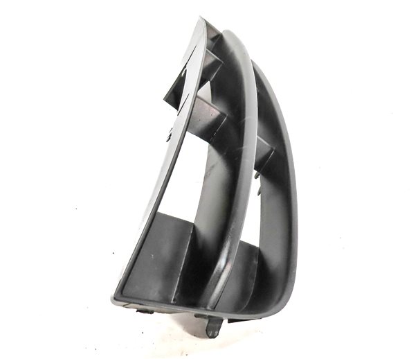 Thumbnail 4: 2013 AUDI Q7 (4L) FRONT RIGHT PASSENGER LOWER BUMPER END CORNER TRIM VENT GRILLE