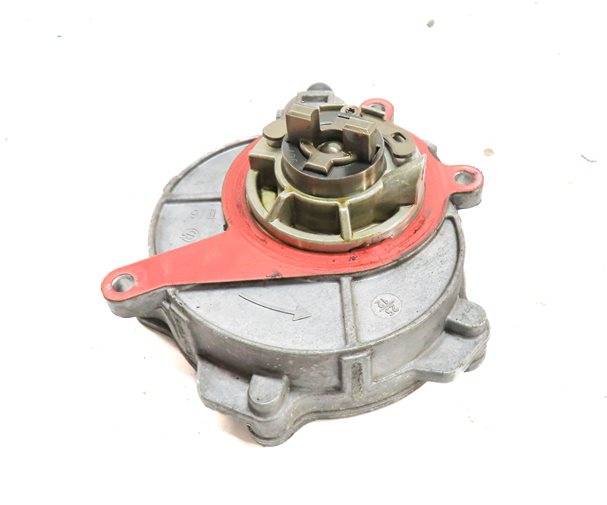 Thumbnail 3: 2013 AUDI Q7 (4L) 3.0L SUPER (CTWB) ENGINE BRAKE VACUUM PUMP MODULE