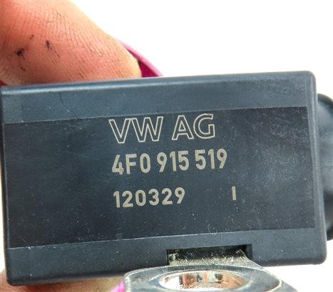 Thumbnail 7: 2013 AUDI Q7 (4L) 3.0L SUPER (CTWB) ENGINE BATTERY OVERLOAD PROTECTION SWITCH
