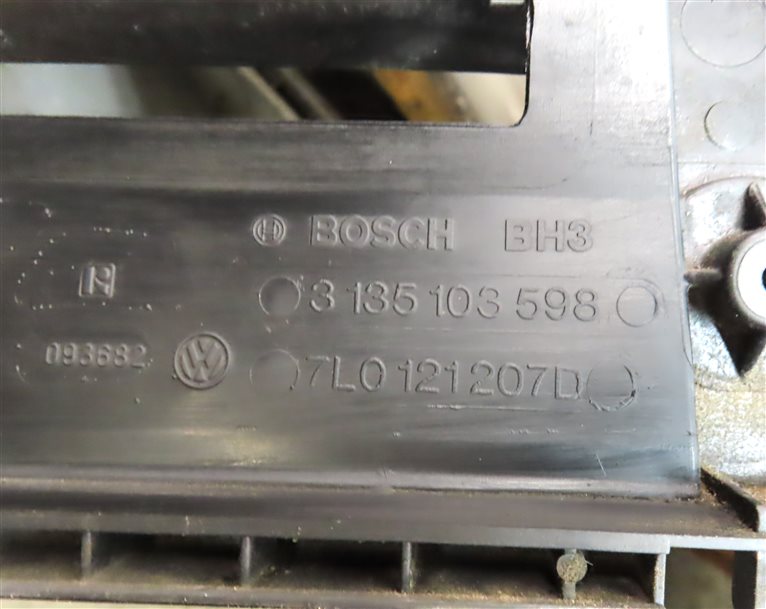 Thumbnail 8: 11-15 AUDI Q7 (4L) 3.0L ENGINE RADIATOR COOLING FAN (FOR MODELS w/ HITCH OPTION)